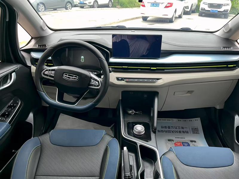 Geely Geometry EX3, 2021 — фото 7 из 10