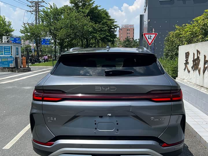 BYD Song Plus Hybrid/EV, 2024 — фото 6 из 9