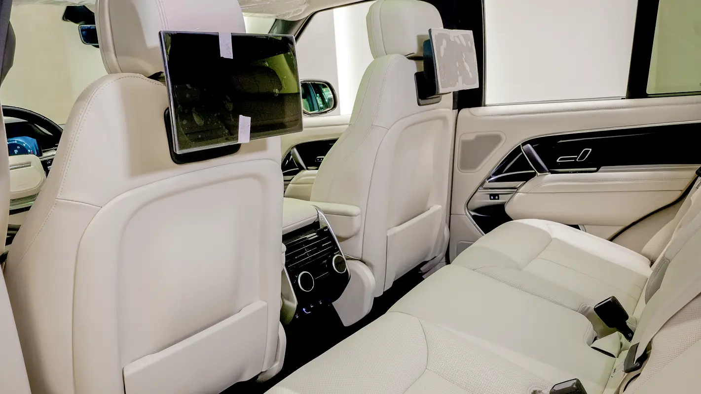 Land Rover Range Rover, 2026 — фото 9 из 10