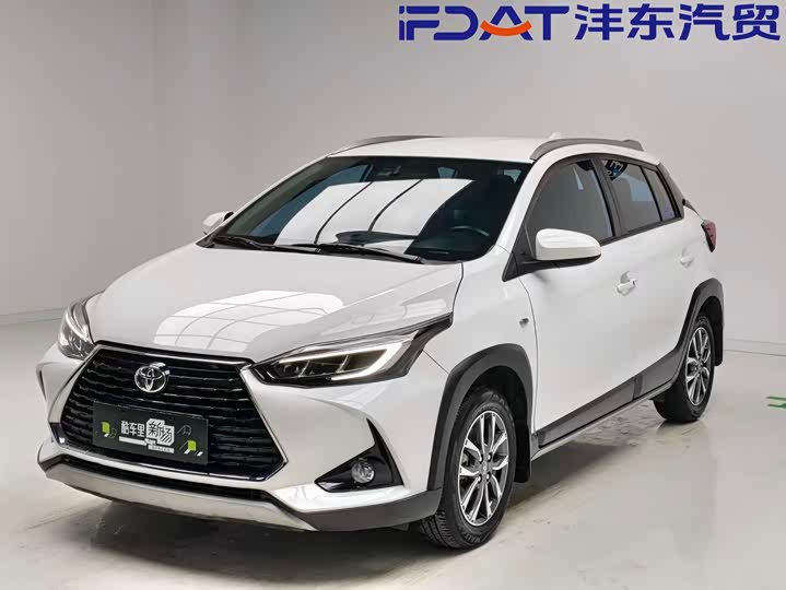 Toyota Yaris L Hatchback, 2022 — купить в Туле под ключ