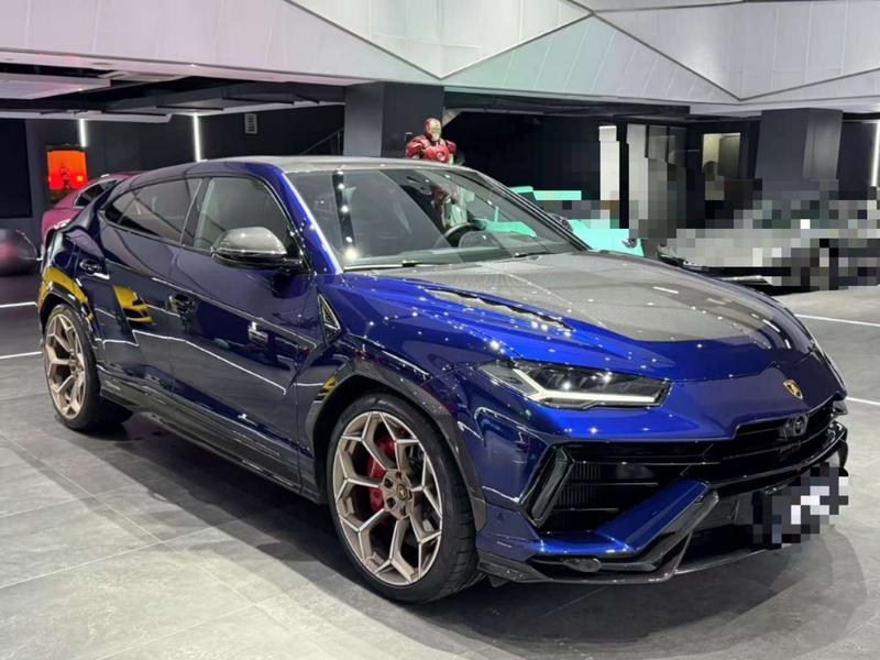 Lamborghini Urus, 2022 — фото 3 из 10