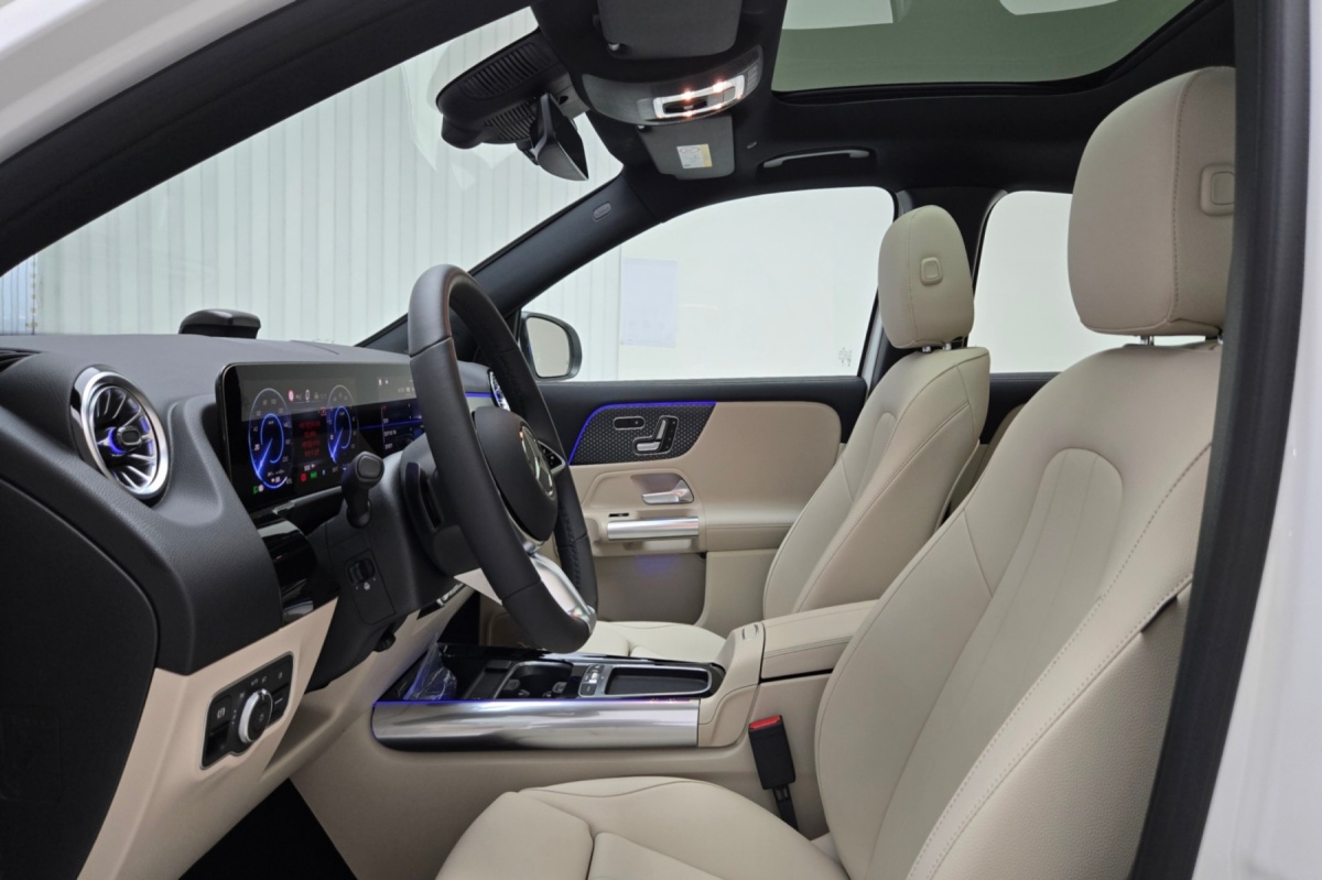 Mercedes-Benz EQA, 2025 — фото 9 из 12