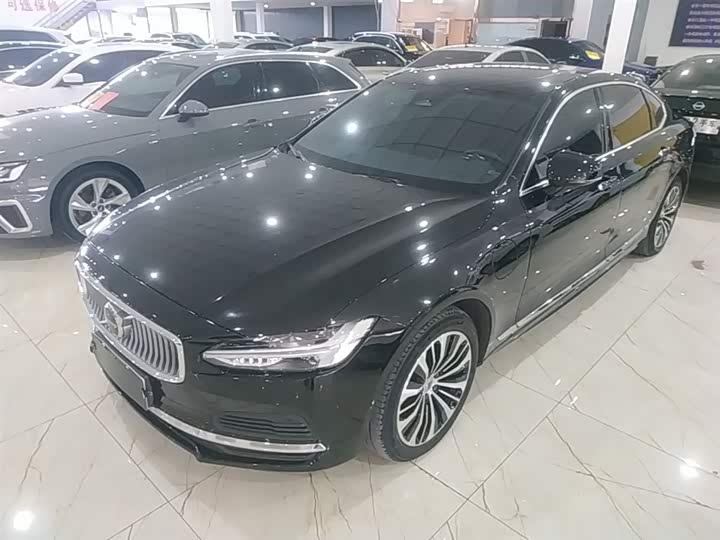 Volvo S90 Hybrid, 2023 — купить в Иванове под ключ