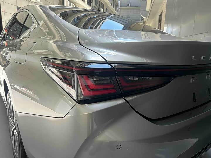 Lexus ES, 2025 — фото 3 из 9