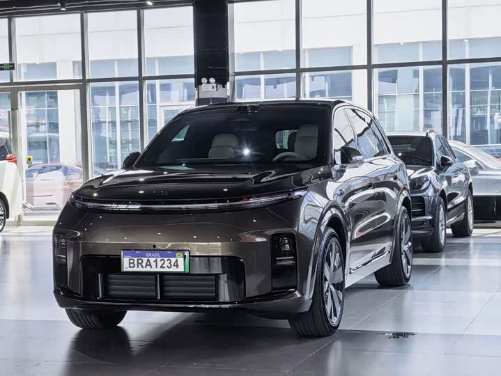 LiXiang L8, 2026 — купить в Воронеже под ключ
