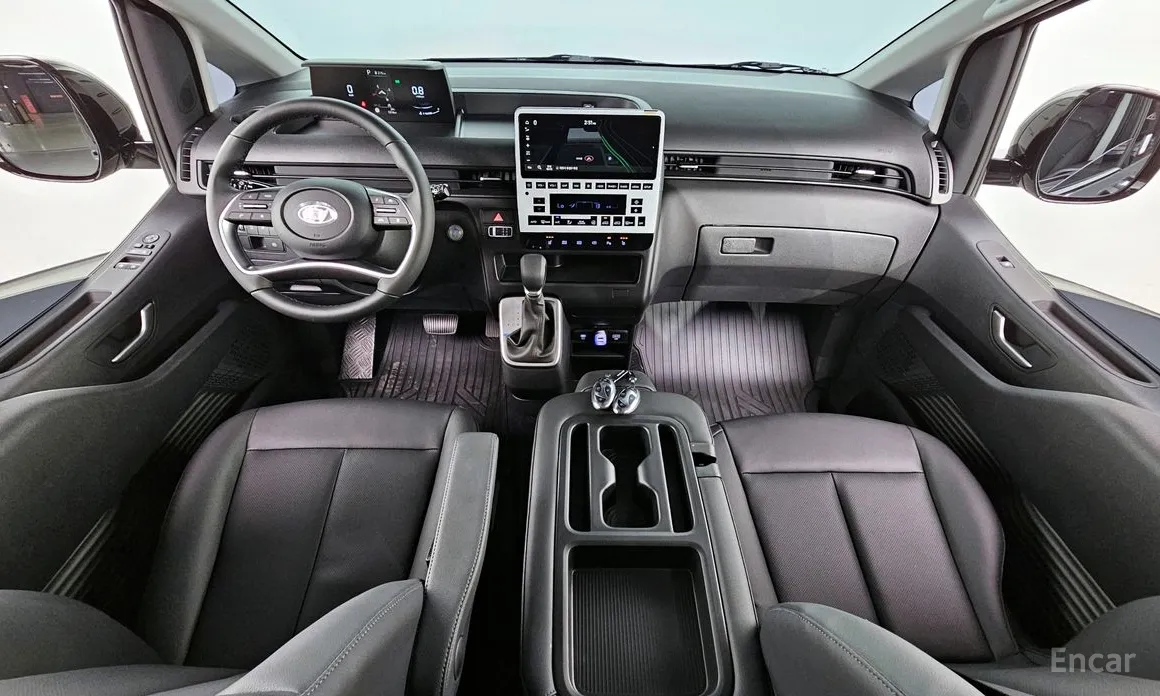 Hyundai Staria, 2025 — фото 7 из 12