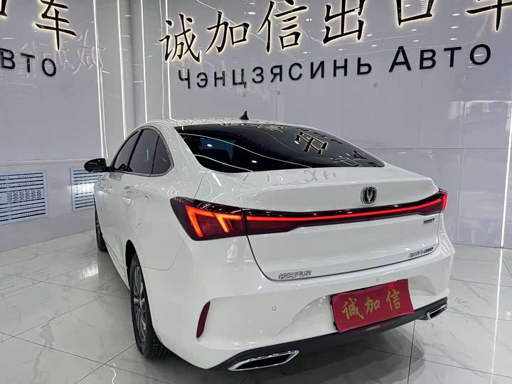 Changan Eado Plus, 2022 — фото 6 из 9