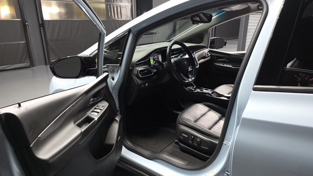 Chevrolet Bolt EV, 2022 — фото 9 из 12