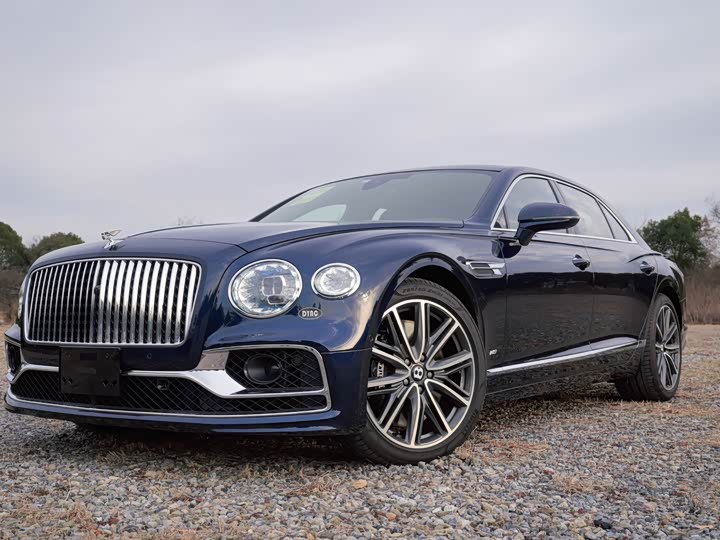 Bentley Flying Spur, 2023 — купить в Йошкар-Оле под ключ