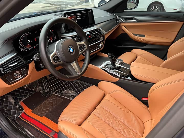 BMW 5 Series, 2022 — фото 7 из 9