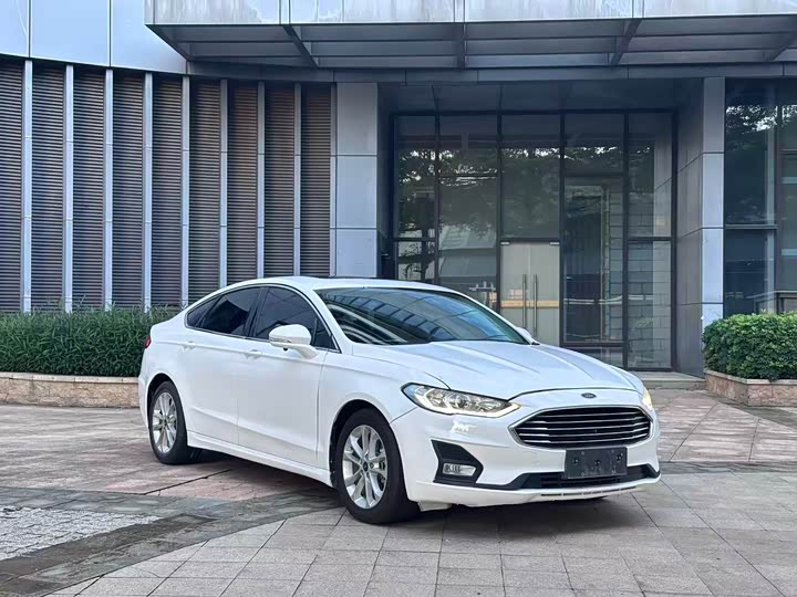 Ford Mondeo, 2021 — фото 3 из 9