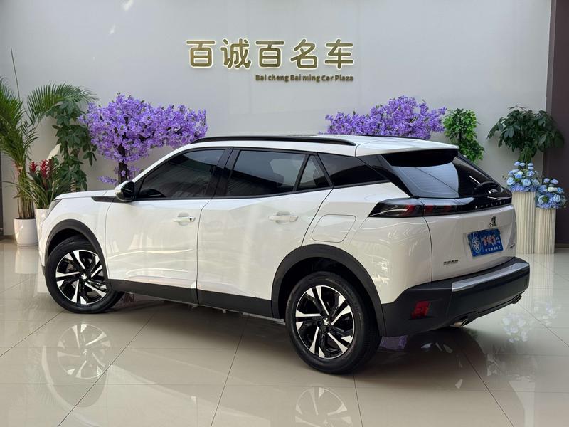 Peugeot 2008, 2022 — фото 3 из 10