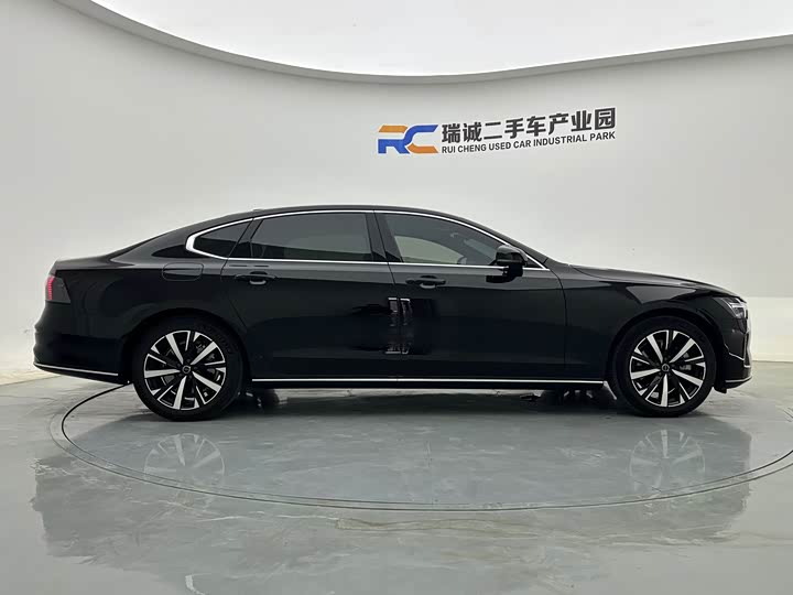 Volvo S90, 2026 — фото 8 из 9
