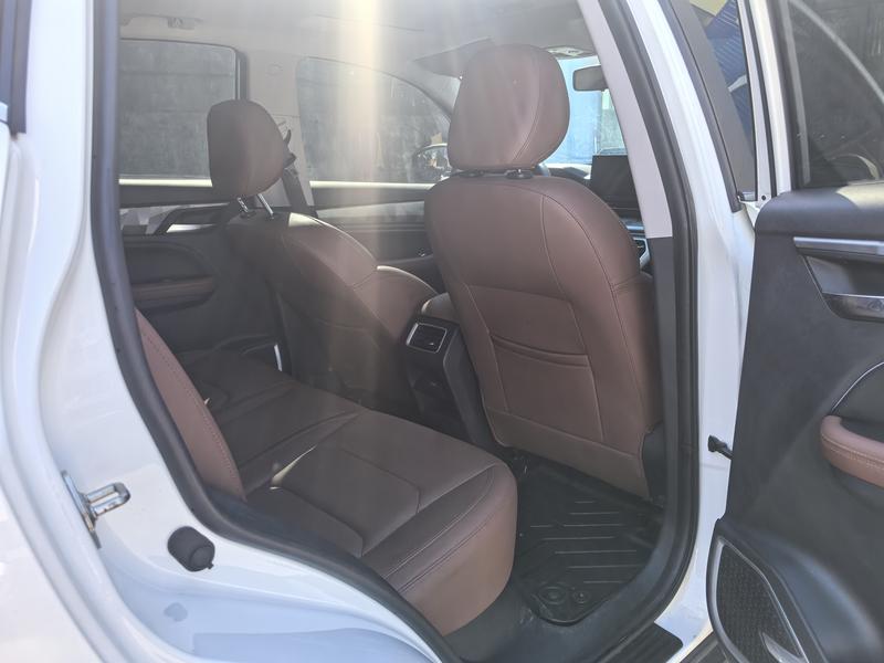 Geely Vision X6, 2024 — фото 11 из 12