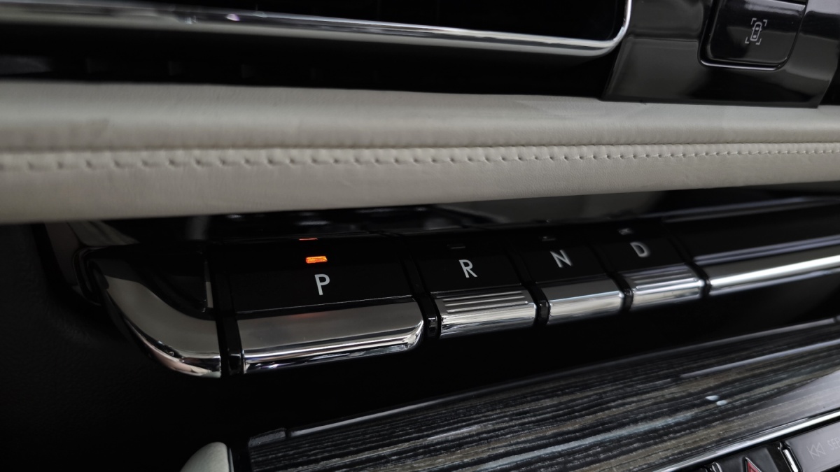 Lincoln Aviator, 2021 — фото 8 из 12