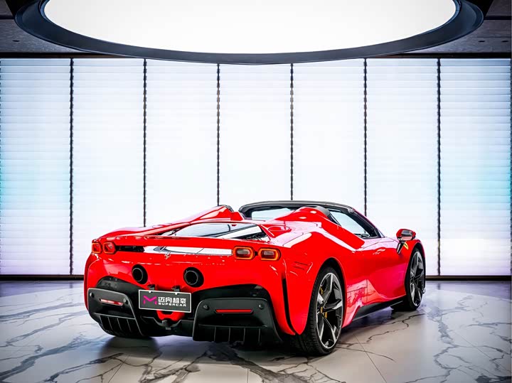 Ferrari SF90, 2023 — фото 5 из 9