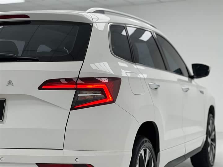 Skoda Karoq, 2021 — фото 9 из 9