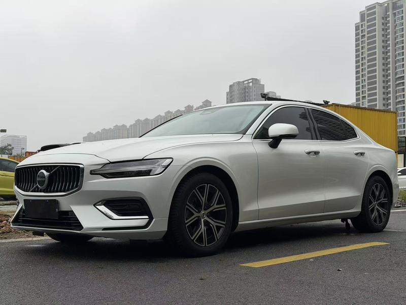 Volvo S60, 2025 — купить в Чебоксарах под ключ