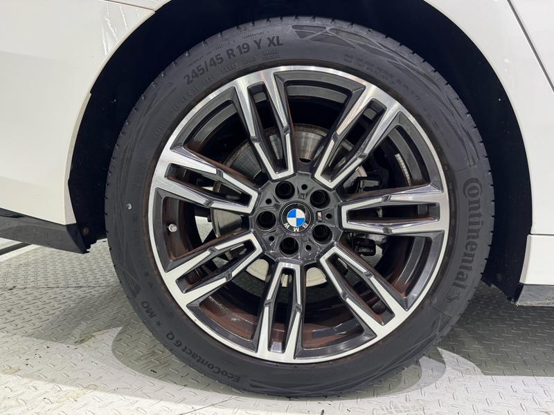 BMW 5 Series, 2024 — фото 11 из 12