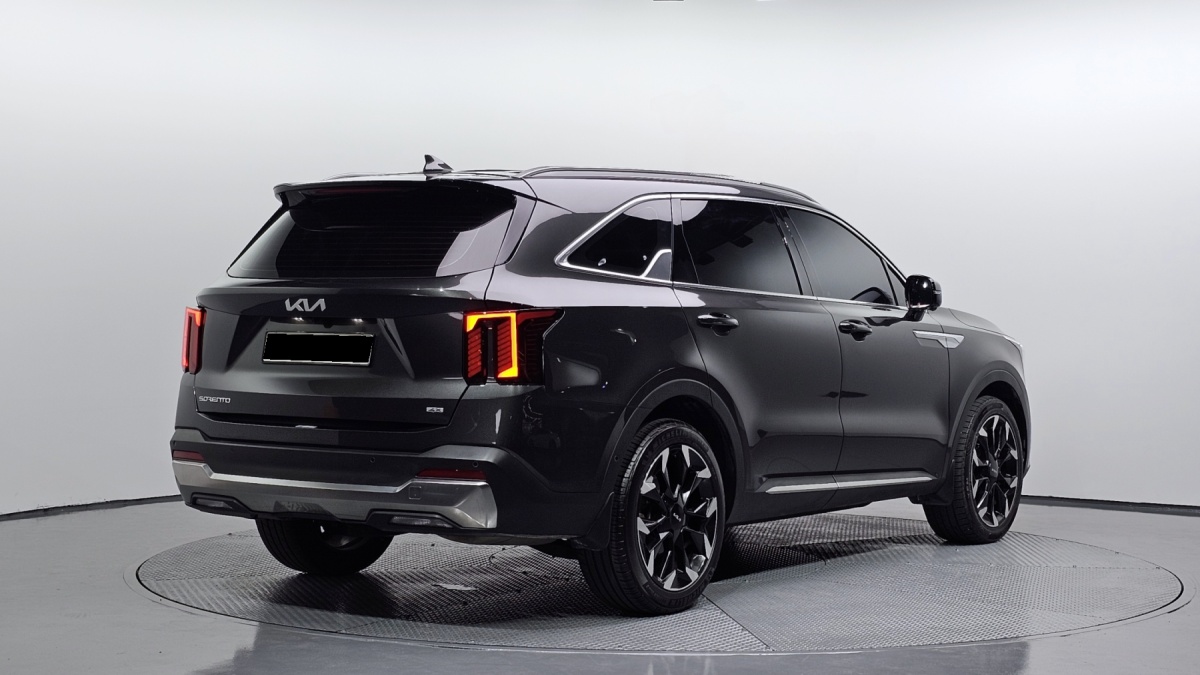 Kia Sorento, 2024 — фото 2 из 12