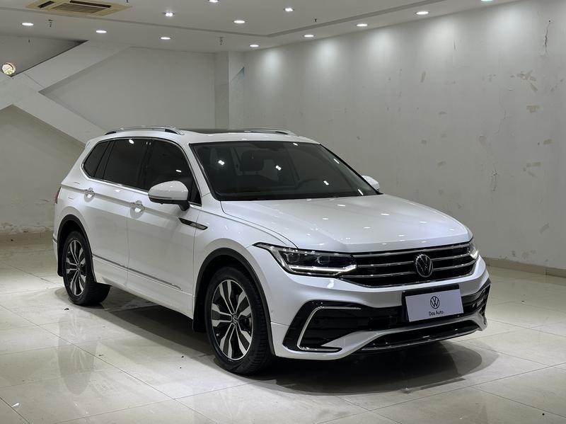 Volkswagen Tiguan L Pro, 2022 — фото 3 из 10