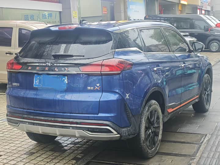 Geely Atlas, 2022 — фото 6 из 9
