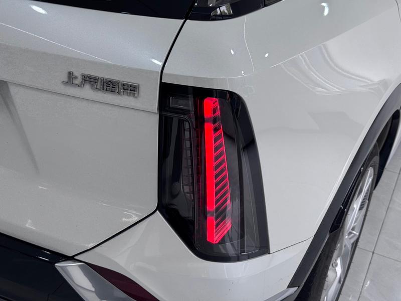 Cadillac Optiq, 2024 — фото 5 из 9