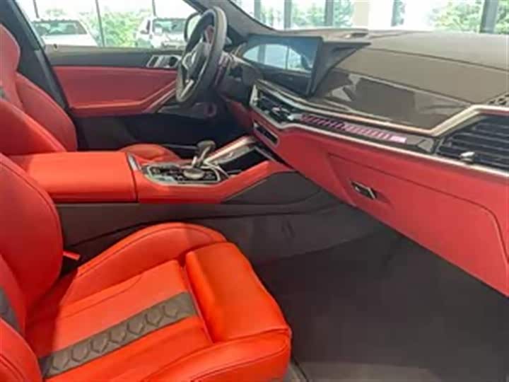 BMW X6 M, 2025 — фото 9 из 9