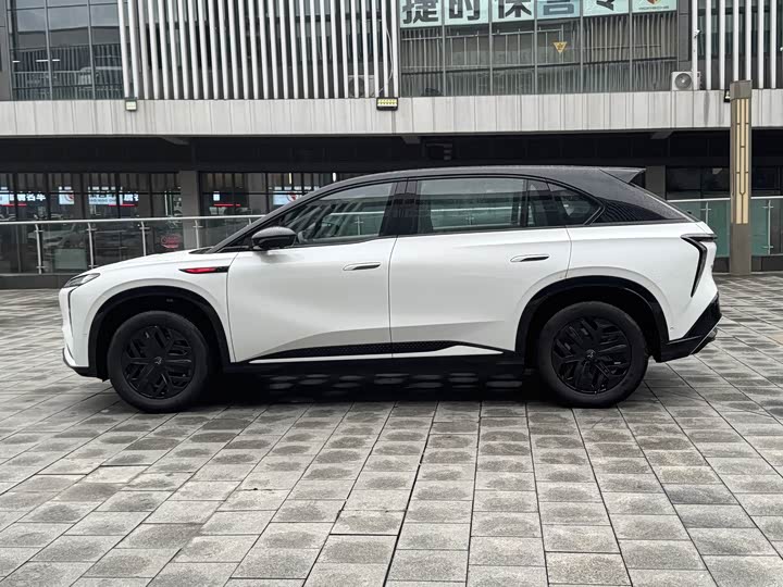 Hongqi EHS7 (Tiangong 08), 2025 — фото 8 из 9
