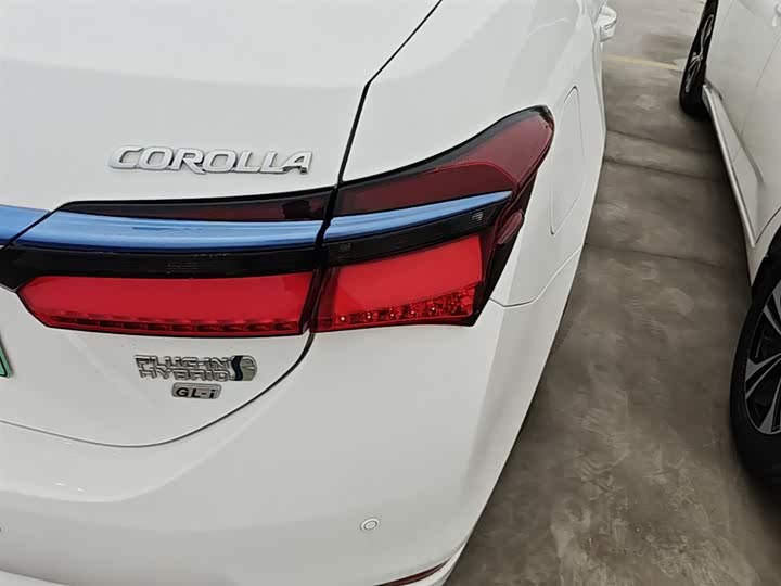 Toyota Corolla Hybrid, 2022 — фото 8 из 9