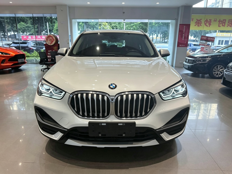 BMW X1, 2022 — фото 2 из 12