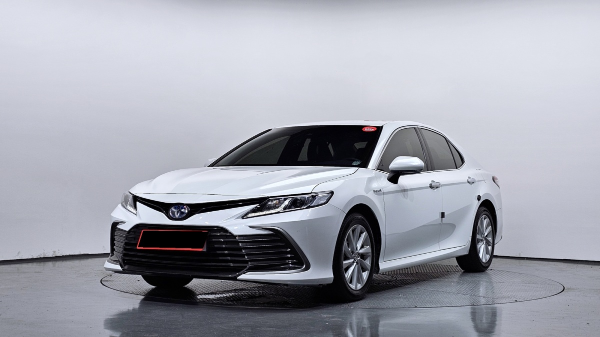 Toyota Camry, 2023 — купить в Белгороде под ключ