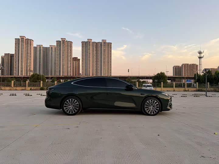 Geely Galaxy Starshine 8 EM-i, 2025 — фото 7 из 9