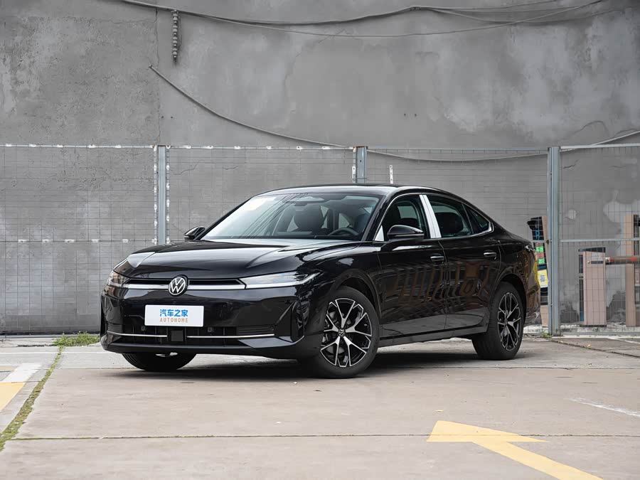 Volkswagen Passat Hybrid, 2026 — купить в Белгороде под ключ