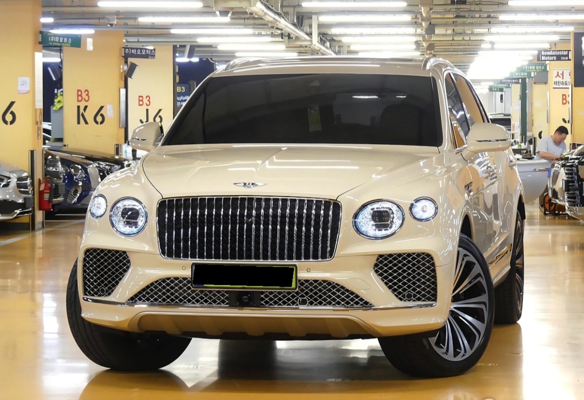 Bentley Bentayga, 2024 — купить в Туле под ключ