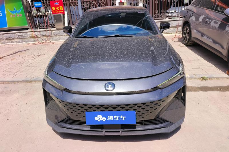 Changan UNI-V Hybrid, 2024 — фото 2 из 11