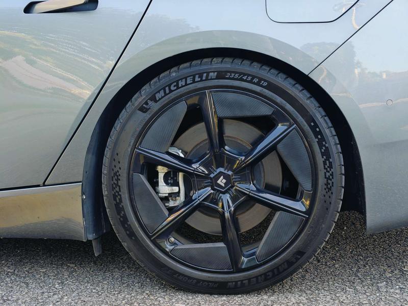 GAC Hyptec GT, 2025 — фото 8 из 12