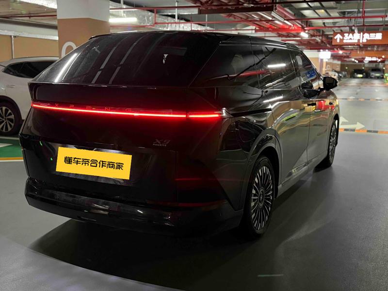XPeng X9, 2025 — фото 4 из 7