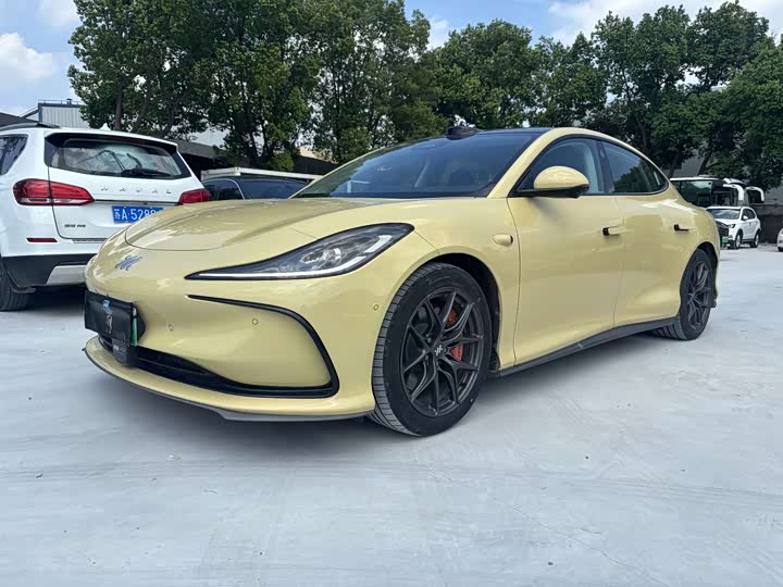 IM motors L6, 2024 — купить в Санкт-Петербурге под ключ