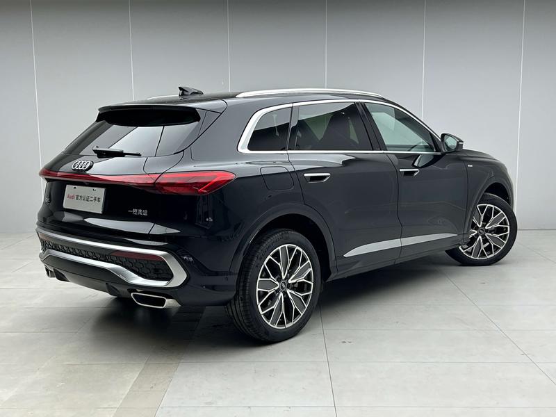 Audi Q5L, 2025 — фото 4 из 12