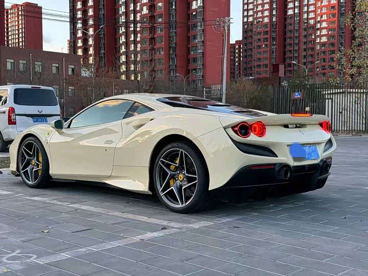 Ferrari F8, 2023 — фото 4 из 7
