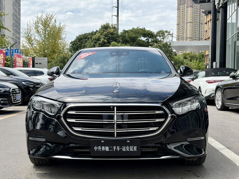 Mercedes-Benz E-Class, 2024 — фото 2 из 12