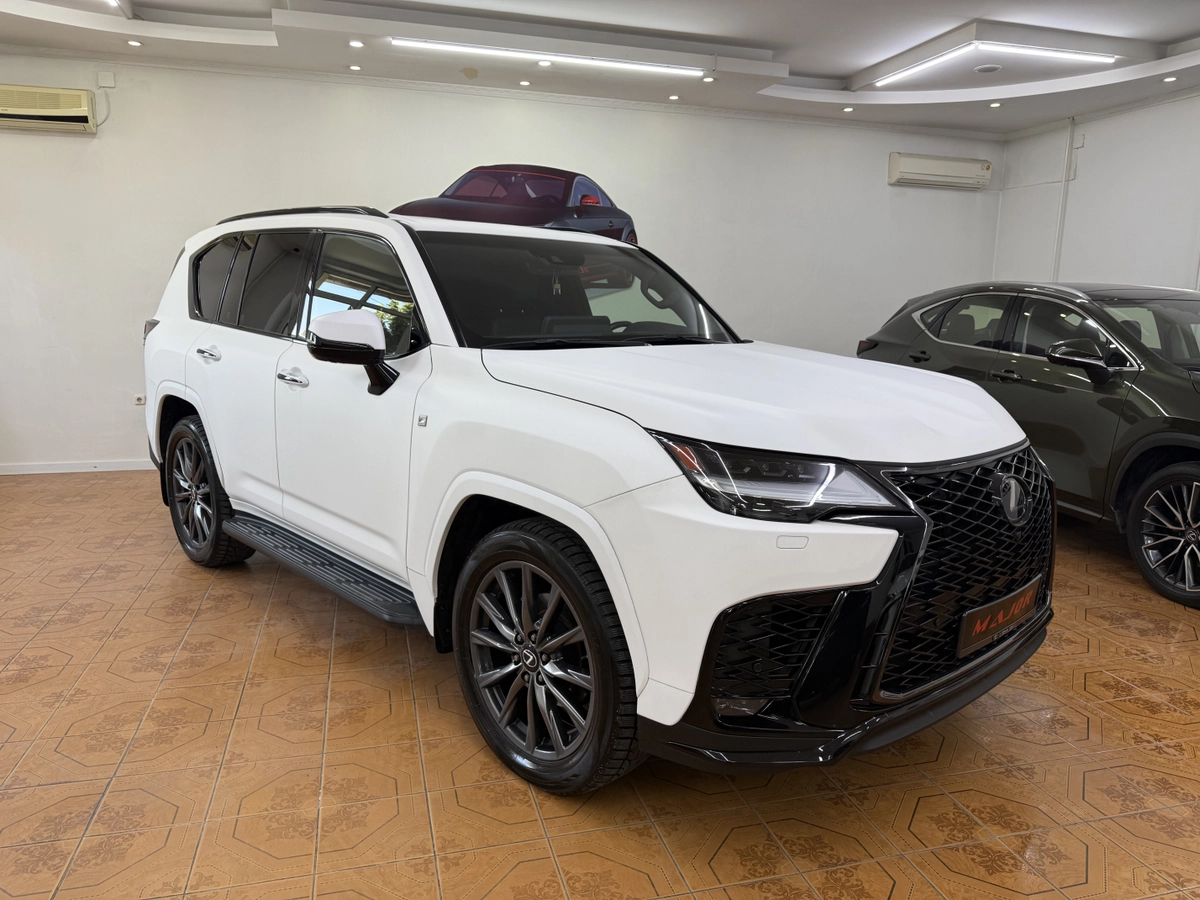 Lexus LX, 2023