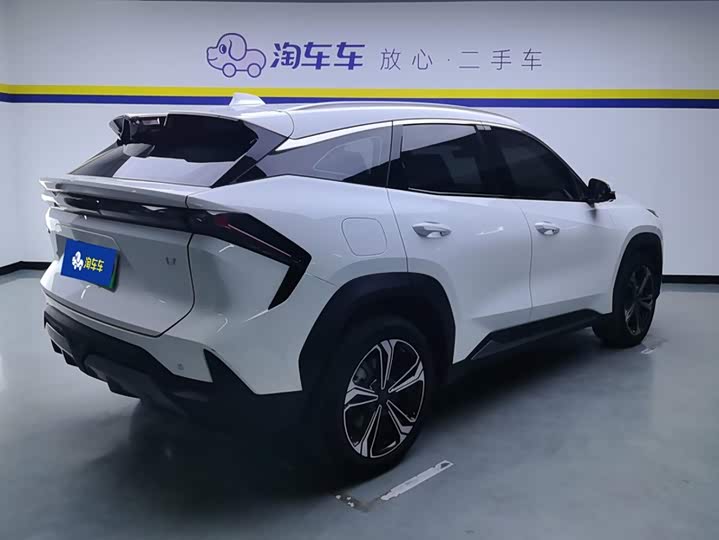 Geely Galaxy L7, 2024 — фото 3 из 9