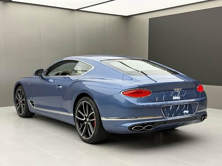 Bentley Continental GT, 2022 — фото 5 из 9