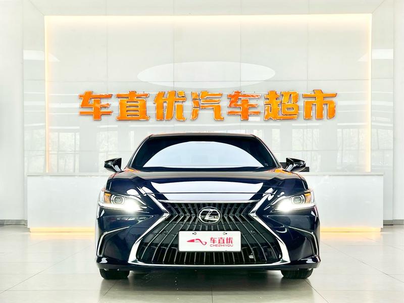 Lexus ES, 2022 — фото 2 из 12