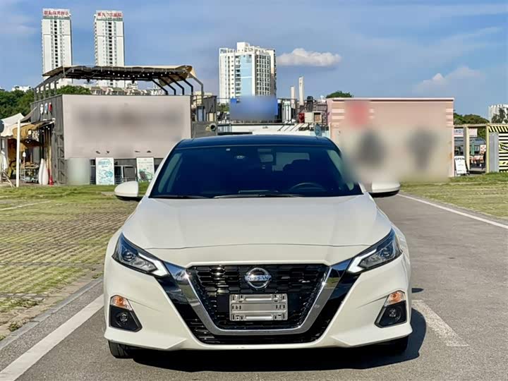 Nissan Teana, 2022 — фото 4 из 9