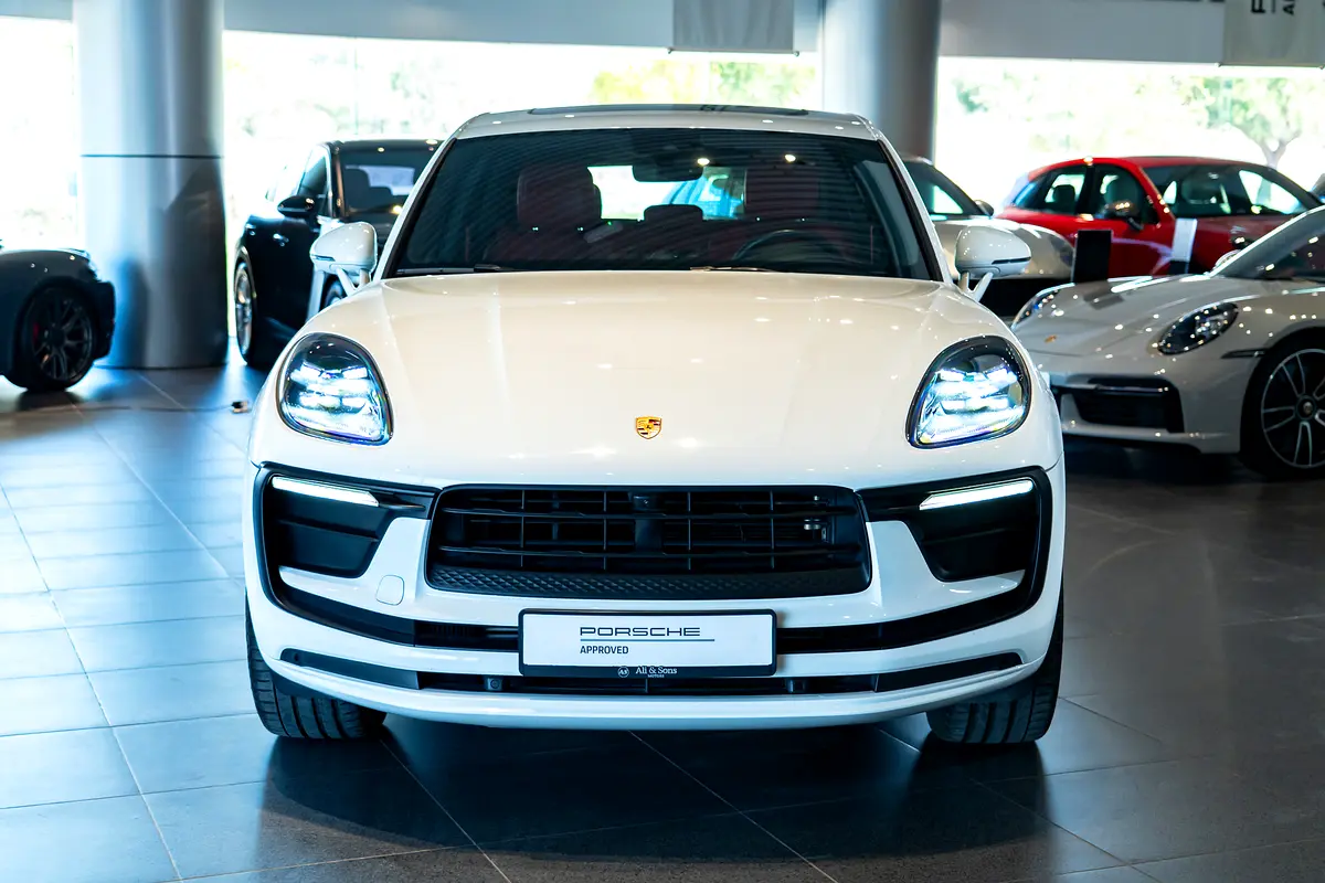 Porsche Macan, 2024 — фото 7 из 10