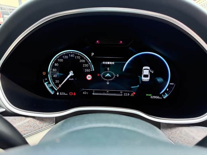 Genesis G80 EV, 2023 — фото 8 из 9