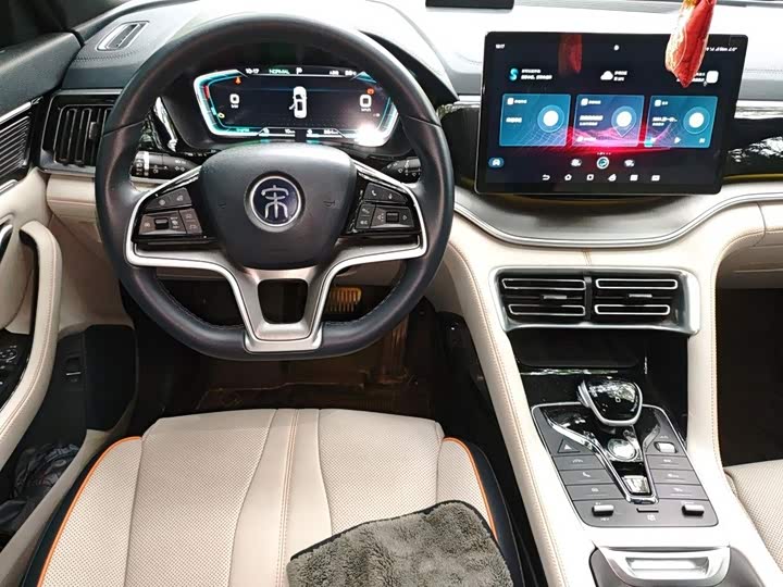 BYD Song Plus Hybrid/EV, 2022 — фото 6 из 9